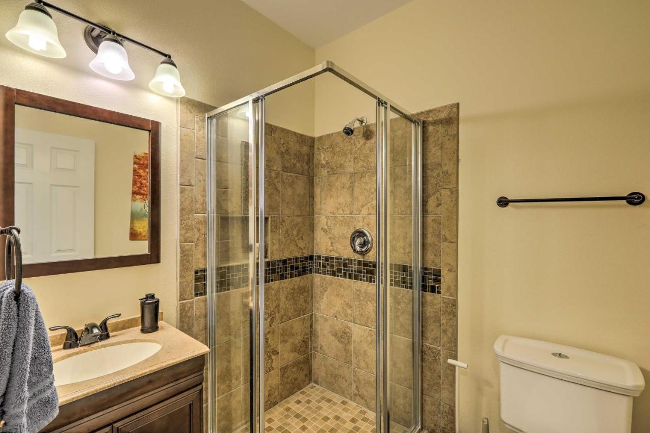 Spacious Pinetop-Lakeside Home With Hot Tub And Grill! Kültér fotó