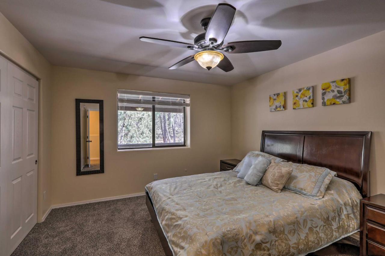 Spacious Pinetop-Lakeside Home With Hot Tub And Grill! Kültér fotó