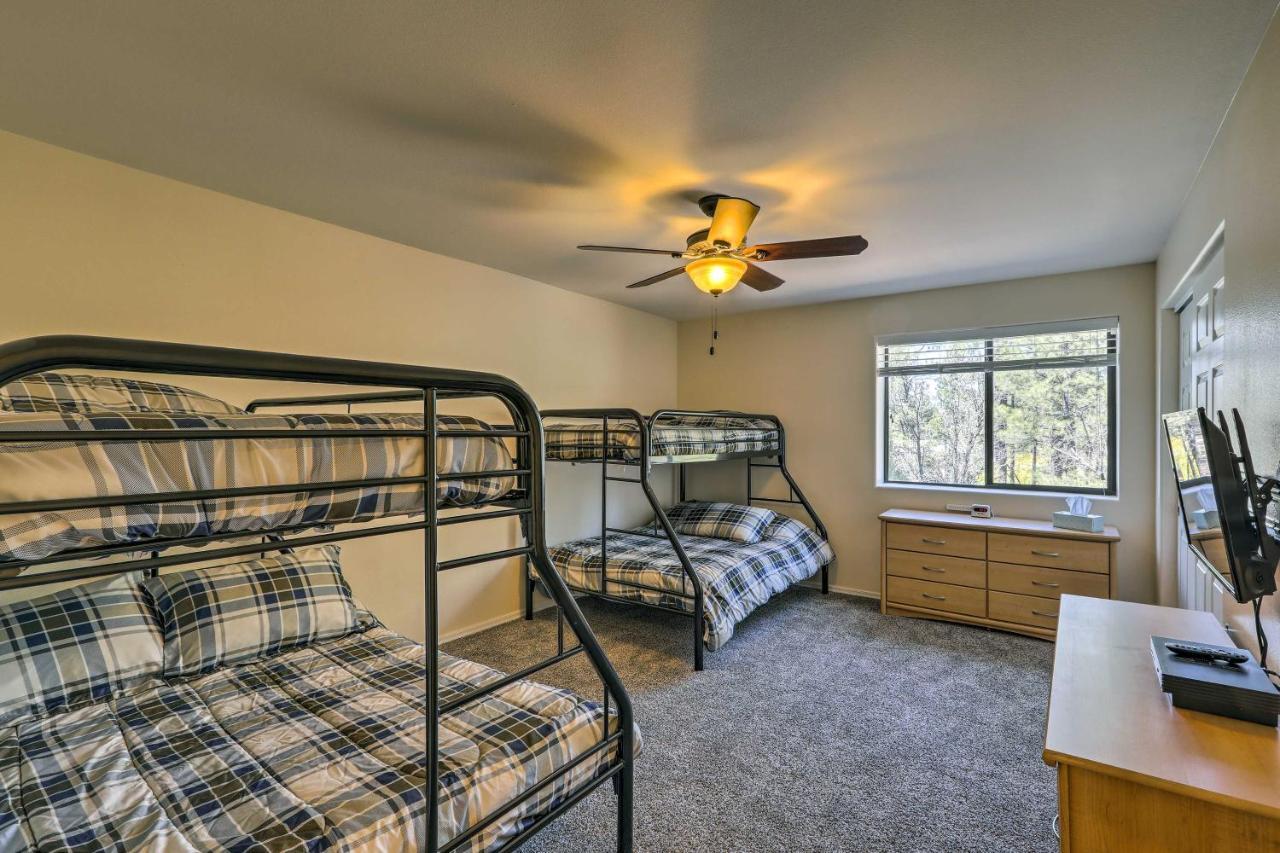 Spacious Pinetop-Lakeside Home With Hot Tub And Grill! Kültér fotó
