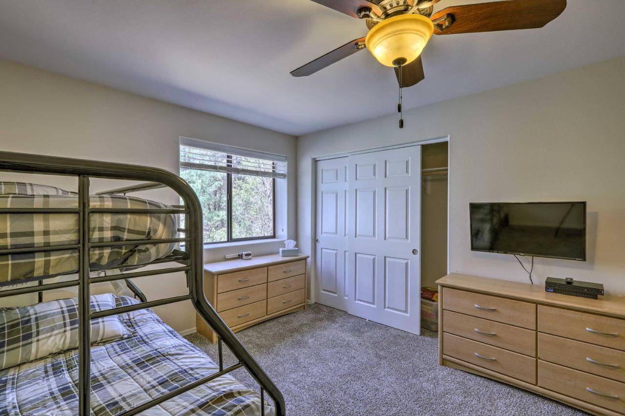Spacious Pinetop-Lakeside Home With Hot Tub And Grill! Kültér fotó