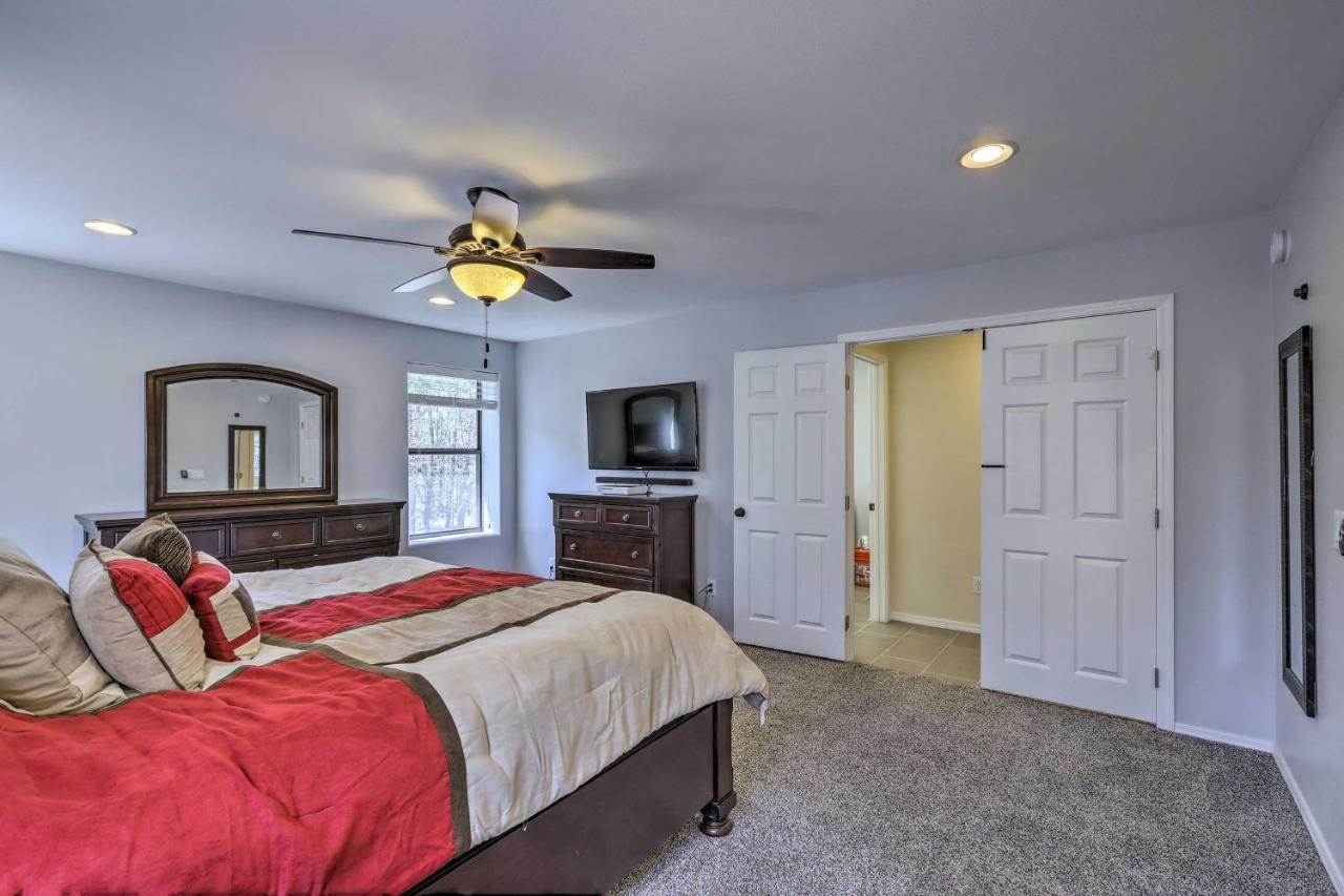 Spacious Pinetop-Lakeside Home With Hot Tub And Grill! Kültér fotó